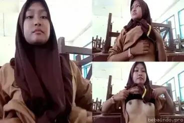 Cewek cantik coli di kelas terus kirim ke pacar