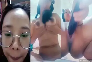 Nina Terong Colmek Becek Sampe Memek Ketagihan Ngaceng